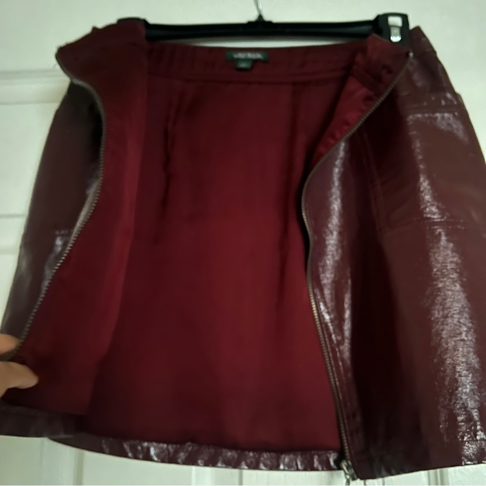 USED Wild Fable women’s RED VINYL SKIRT - Picture 7 of 8